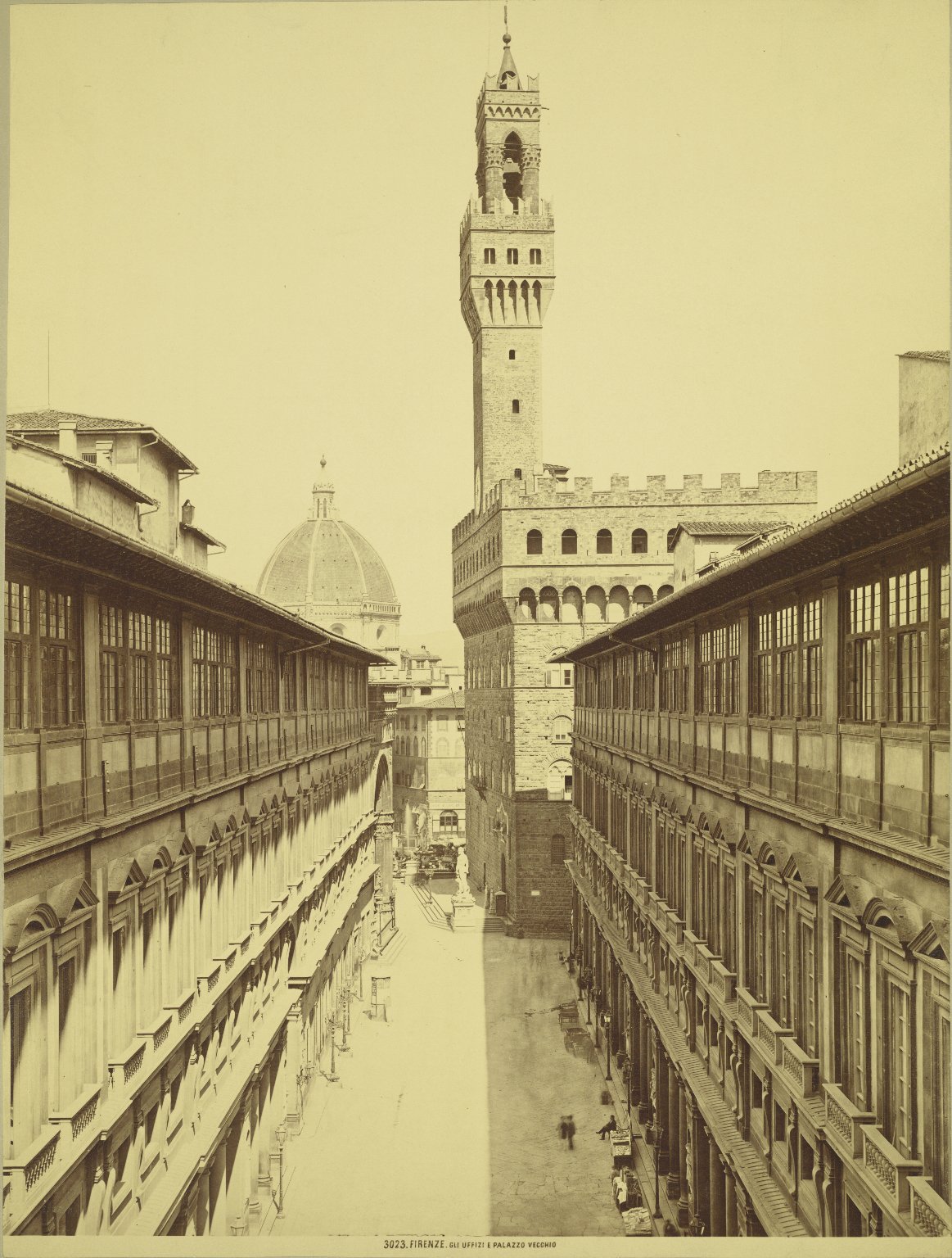 The Uffizi courtyard and Palazzo Vecchio in Florence